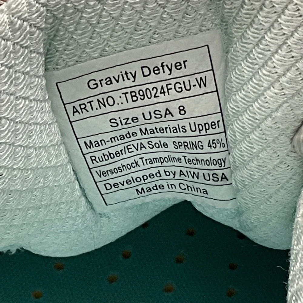 GDefy Gravity Defyer Walking‎ Shoes Women Size 8 VersoShock Orthopedic Comfort